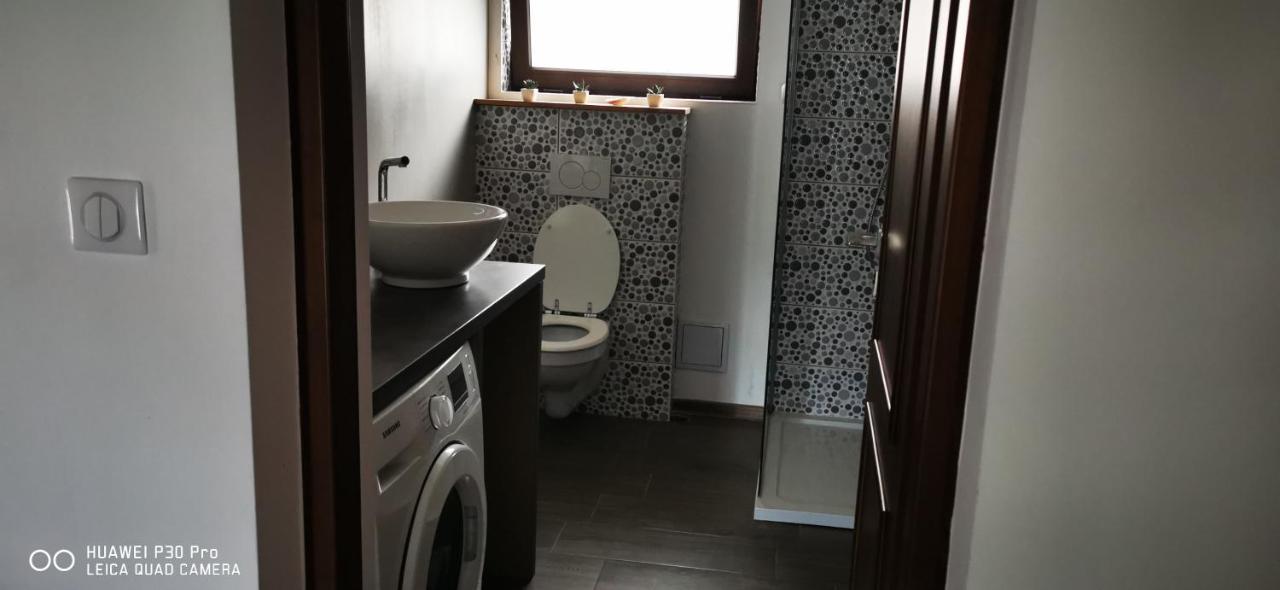 Luca'S Home Orşova 外观 照片