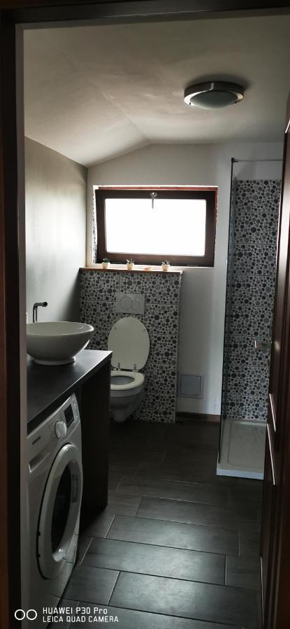 Luca'S Home Orşova 外观 照片